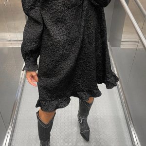 Noella Kjole - Reno Ruby Ruffle - Black