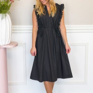 Loved by Lykke - Kjole - Lace it Dress - Black