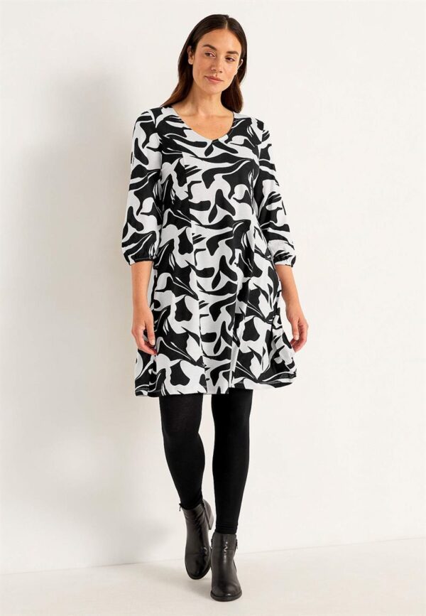 Jerseykjole med prinsessesnit
